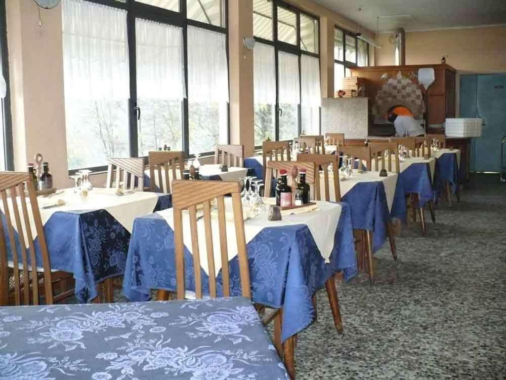 Hotel Olivi Saló Exterior foto