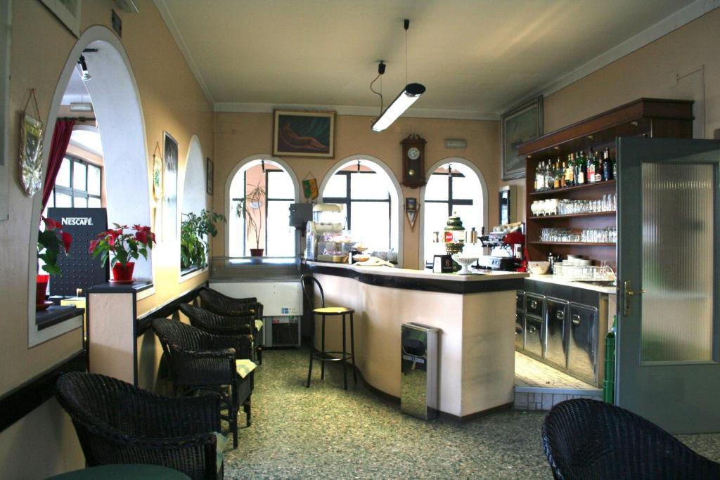 Hotel Olivi Saló Habitación foto